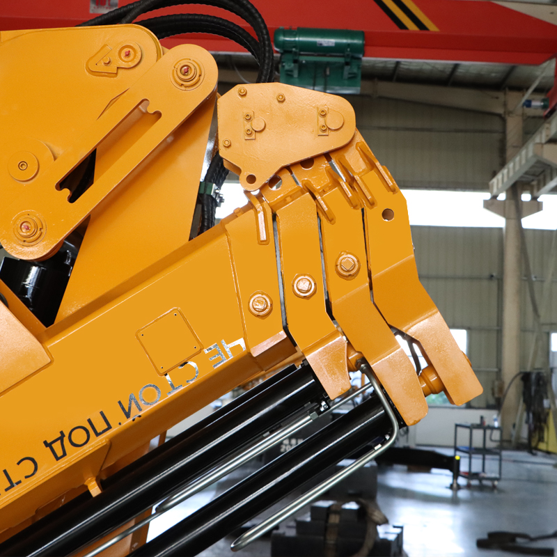 bob-lift-8-ton-knuckle-boom-marine-crane 5