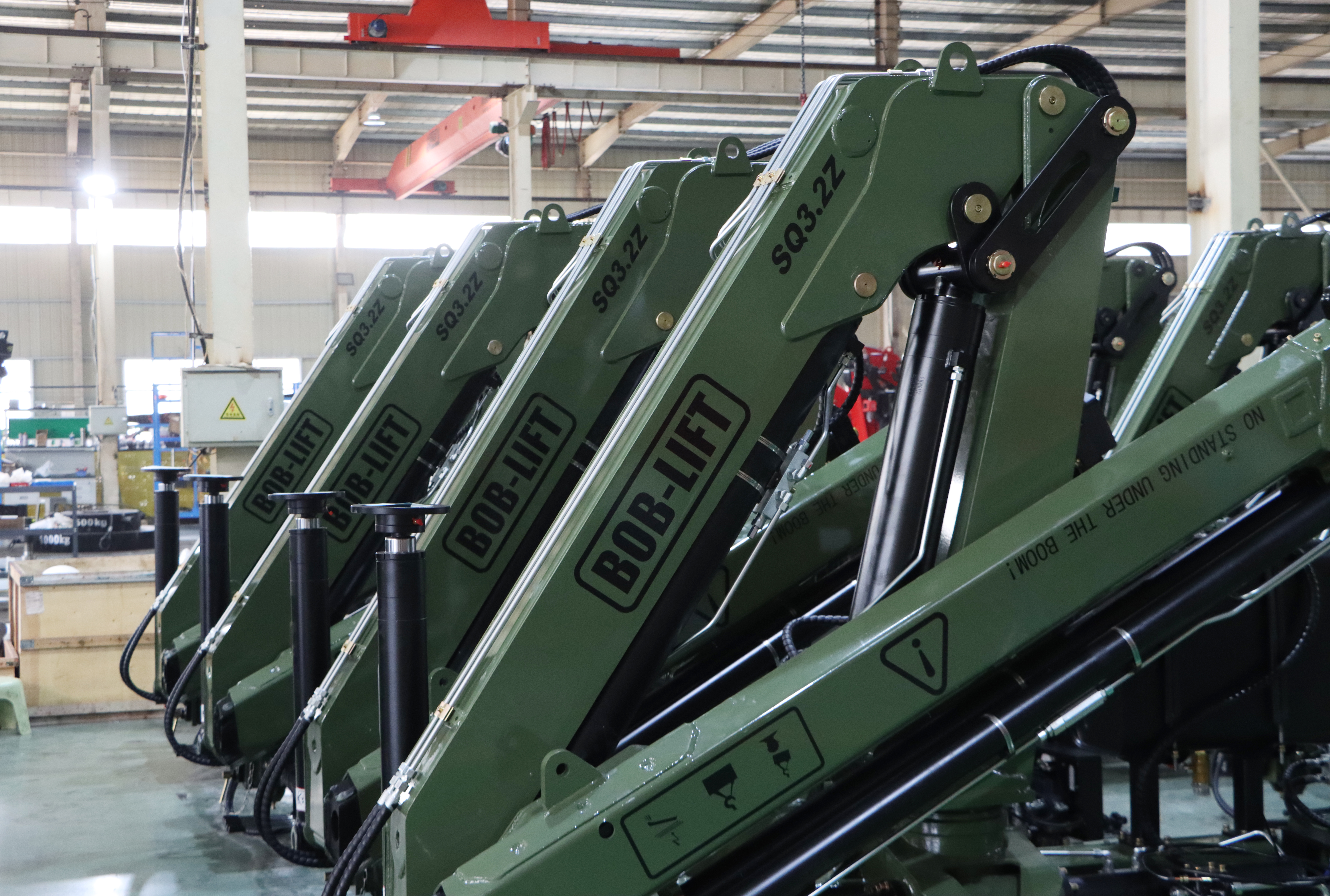 bob-lift-3-2-ton-knuckle-boom-crane 14