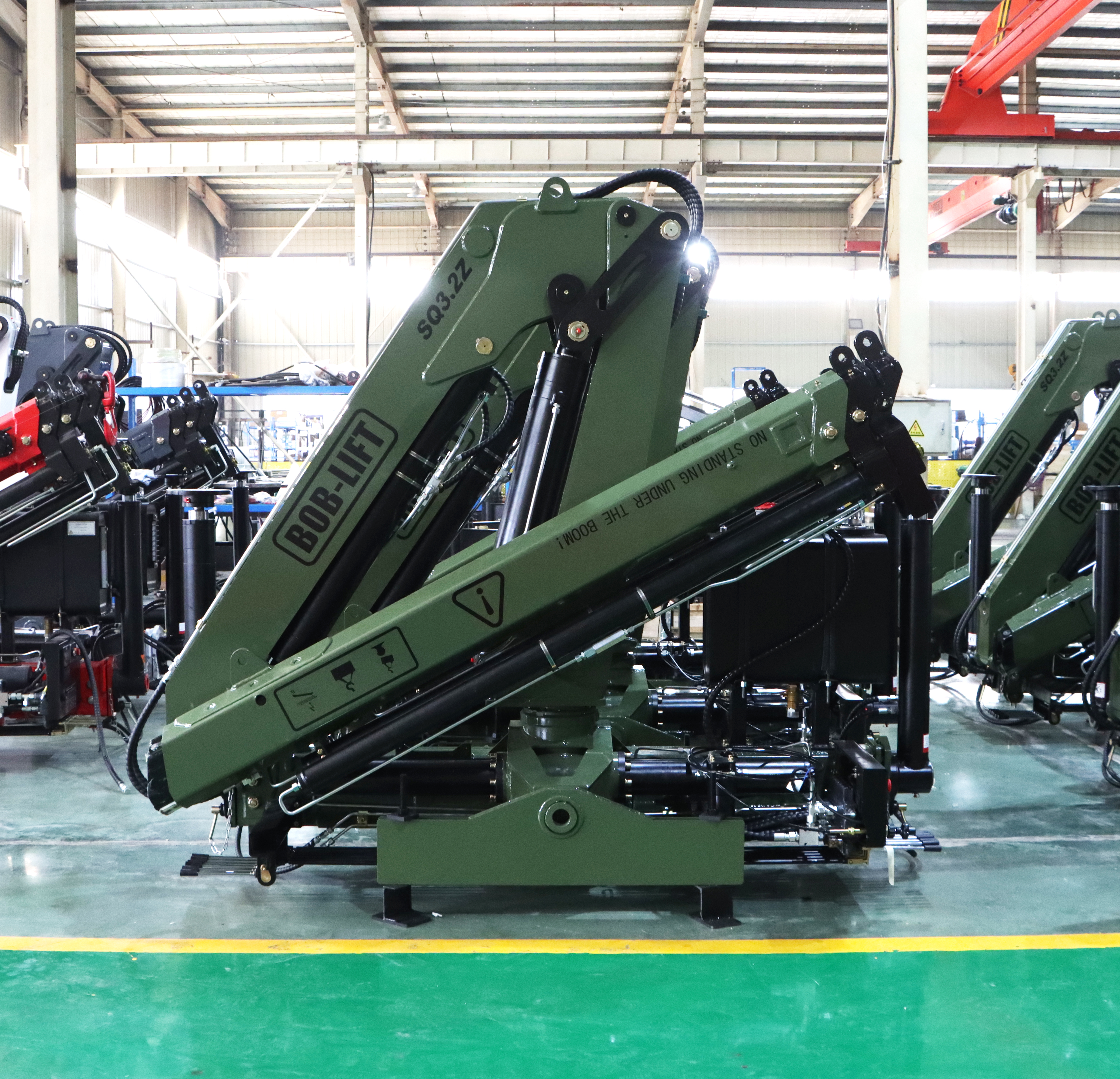 bob-lift-3-2-ton-knuckle-boom-crane 7