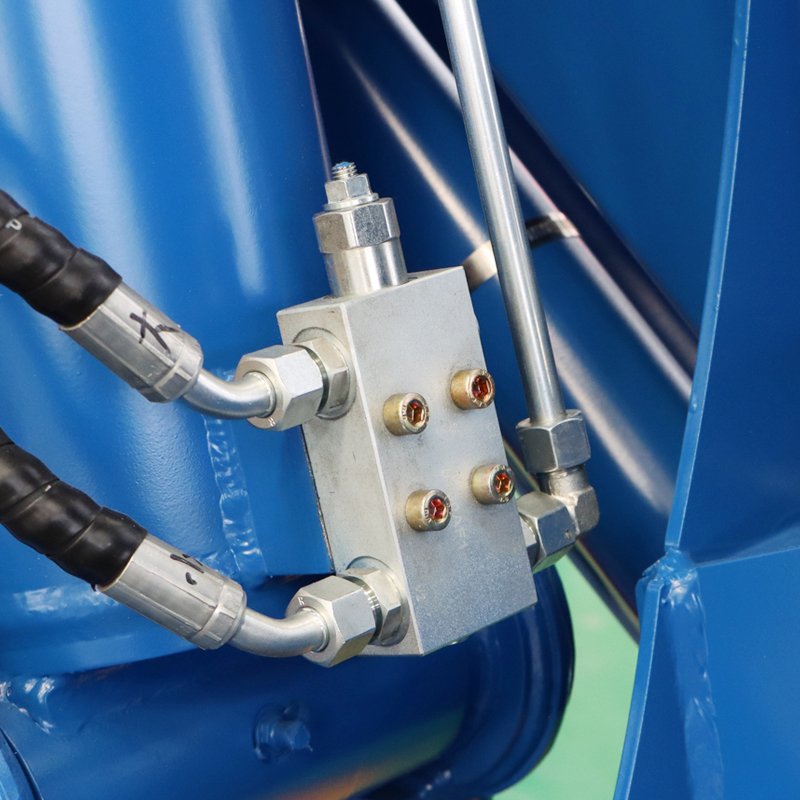 5 Ton Knuckle Boom Truck Mounted Crane