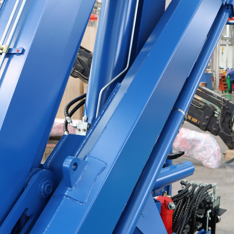 5 Ton Knuckle Boom Truck Mounted Crane