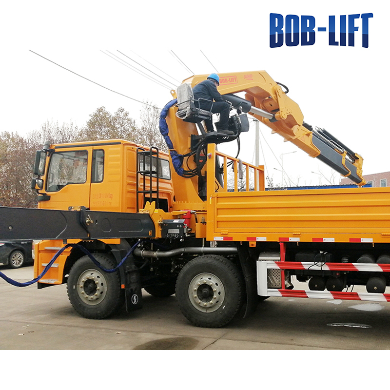 20 Ton Knuckle Boom Truck Mounted Crane