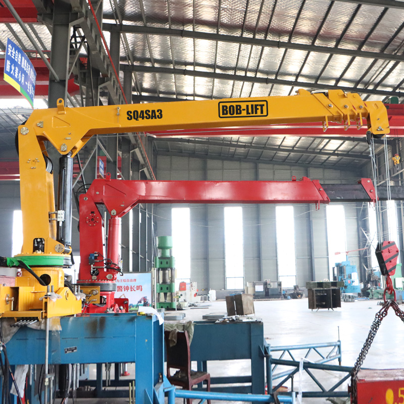 4 Ton Telescopic Boom Truck Mounted Crane
