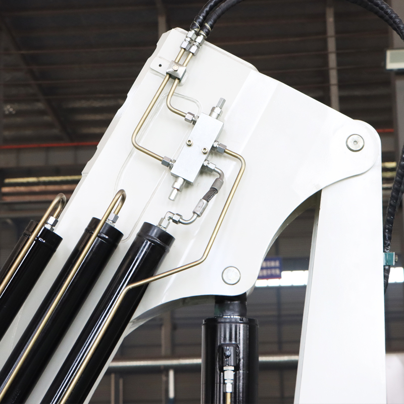 2 Ton Knuckle Boom Truck Mounted Crane