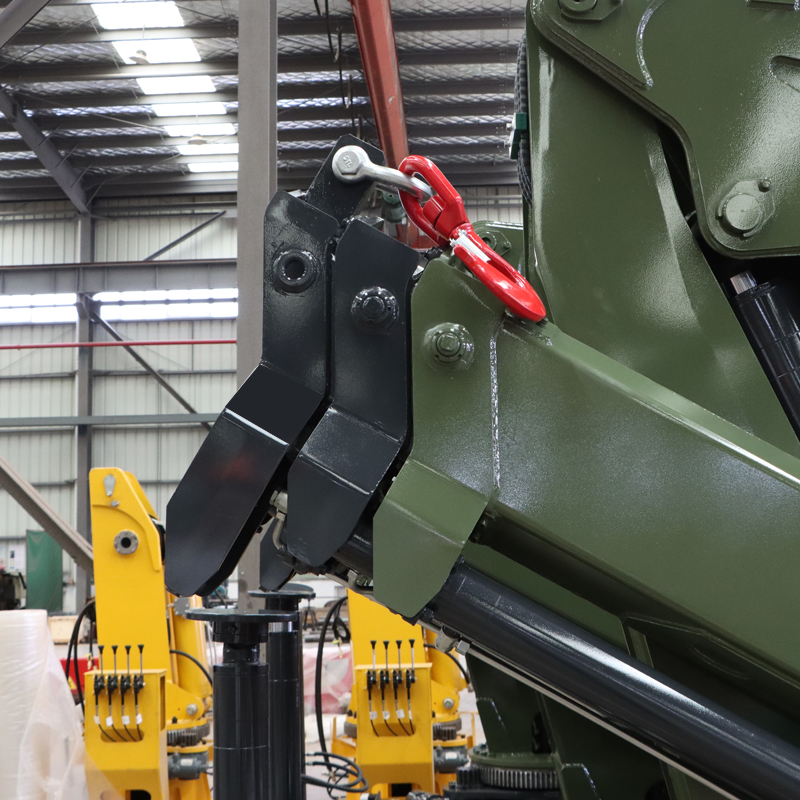 6.3 Ton Knuckle Boom Truck Mounted Crane