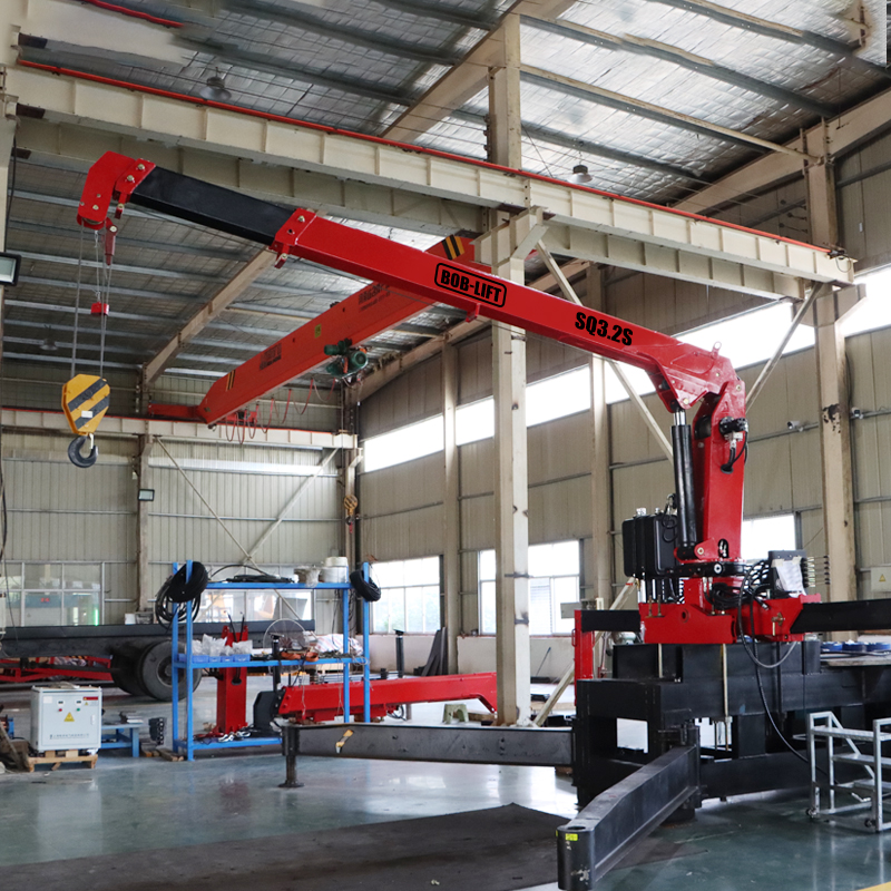 3.2 Ton Telescopic Boom Truck Mounted Crane