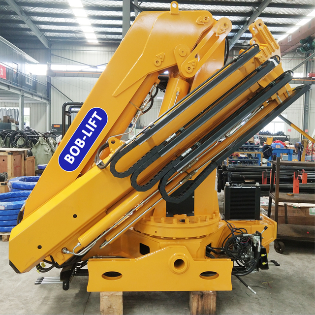8 Ton Knuckle Boom Truck Mounted Crane