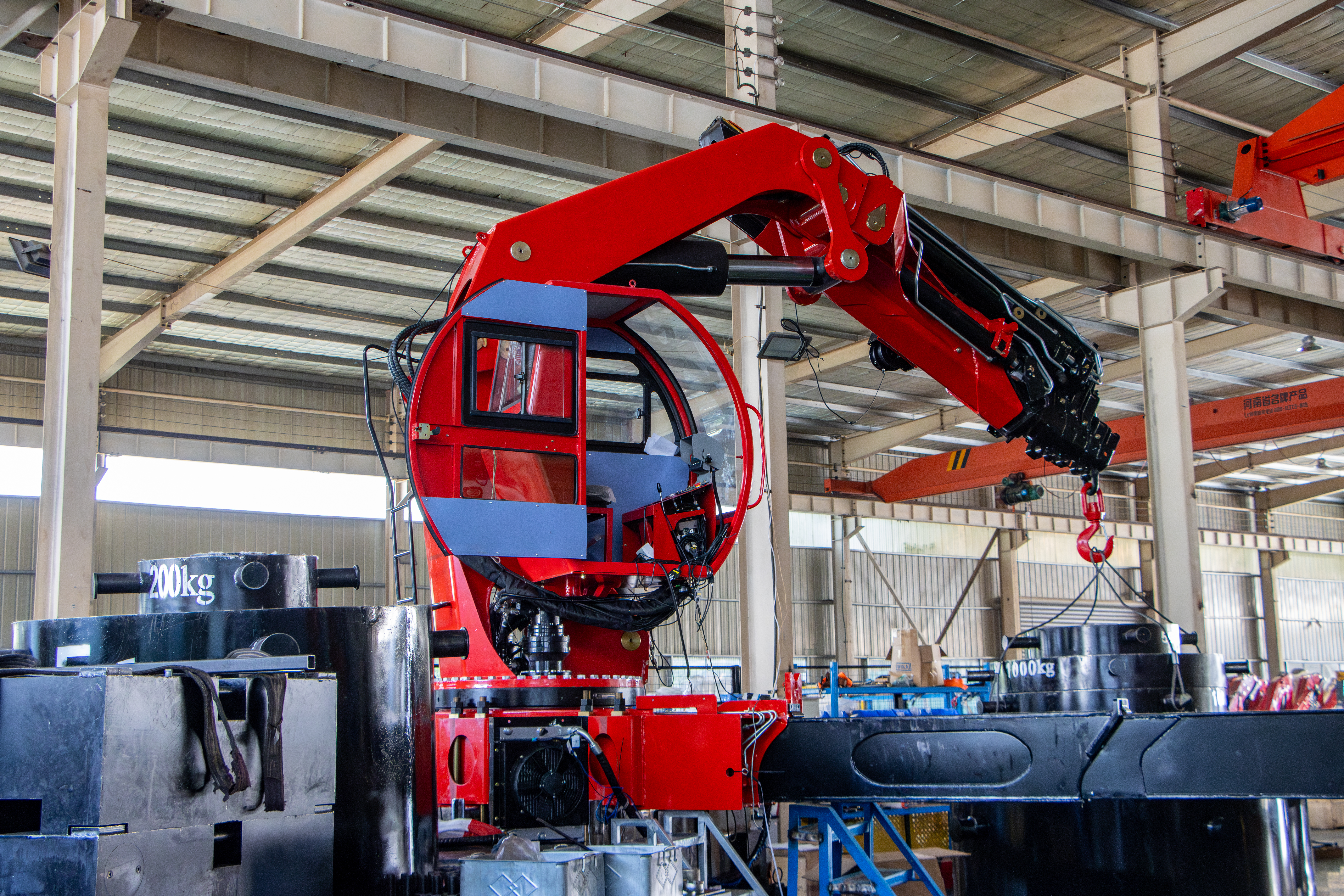 Overload Lifting Solution, Facilitating Efficient Engineering Operations